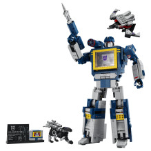 LEGO ICONS Transformers: Soundwave
