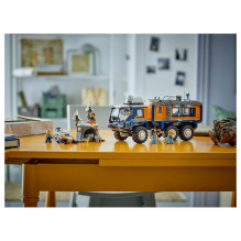 LEGO City Arkties tyrinėtojo mokslo laboratorijos sunkvežimis LEGO City Arkties tyrinėtojo mokslo laboratorijos sunkvežimis