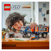 LEGO City Arkties tyrinėtojo mokslo laboratorijos sunkvežimis LEGO City Arkties tyrinėtojo mokslo laboratorijos sunkvežimis