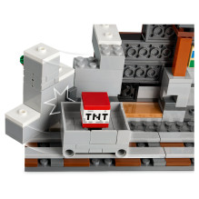 LEGO Minecraft Kirtiklio kasykla LEGO Minecraft Kirtiklio kasykla