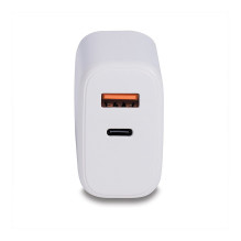 Lindy 73424 mobile device charger