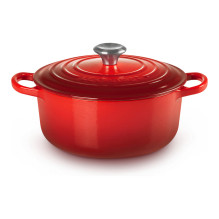 Le Creuset Signature