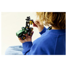 LEGO Technic John Deere 1470H ratinis kombainas 42218 LEGO Technic John Deere 1470H ratinis kombainas 42218