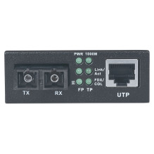 Intellinet 507349 network media converter