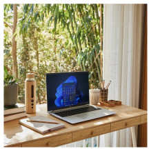 HP EliteBook 860 G9