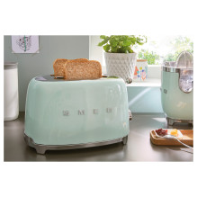 Smeg TSF01PGEU toaster