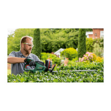 Bosch Universal HedgeCut 60
