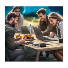 Conceptronic OZUL06BE mobile device charger