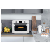 Smeg COF01WHEU steam oven