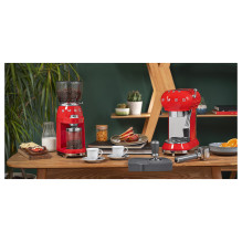 Smeg CGF11RDEU coffee grinder