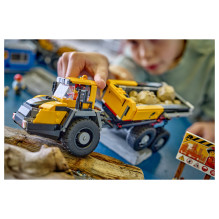 LEGO City dump truck and front loader