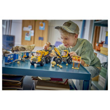 LEGO City dump truck and front loader