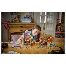 LEGO Friends Cozy Cabin in the Autumn Forest LEGO Friends Cozy Cabin in the Autumn Forest