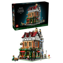 LEGO ICONS Tudor Corner