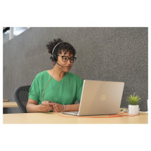 HP Poly Blackwire 8225 stereo USB-C ausinės + USB-C / A adapteris
