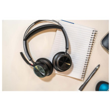 HP Poly Voyager Focus 2 USB-C-C Headset +USB-C / A Adapter +Charging Stand