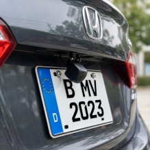 Belaidė parkavimo sistema „PNI Escort P20“ su 4,3 colio LCD ekranu, integruotu į galinio vaizdo veidrodėlį, ir 480P gali