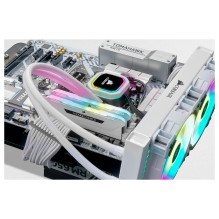 Corsair Vengeance RGB Pro memory module Corsair Vengeance RGB Pro memory module