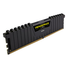 „Corsair Vengeance LPX“ atminties modulis