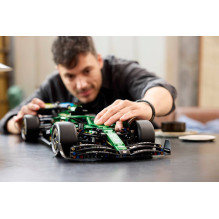 LEGO TECHNIC 42240 Aston Martin Aramco AMR25 F1