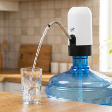 Electric pump for water bottle PNI WD100, charging via micro USB, 800 mAh battery, 4W power