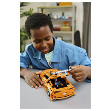 LEGO Technic Fast and Furious Toyota Supra MK4 LEGO Technic Fast and Furious Toyota Supra MK4