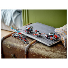 LEGO Creator Flatbed Truck with Helicopter LEGO Creator Flatbed Truck with Helicopter