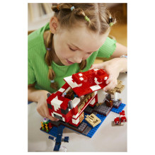 LEGO Minecraft The Mooshroom House LEGO Minecraft The Mooshroom House