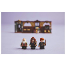 LEGO Harry Potter Hogwarts Castle: Charms Class LEGO Harry Potter Hogwarts Castle: Charms Class