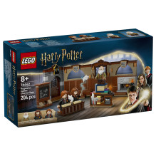 LEGO Harry Potter Hogwarts Castle: Charms Class LEGO Harry Potter Hogwarts Castle: Charms Class