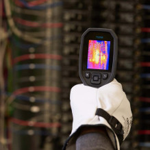 FLIR TG268 infraraudonųjų spindulių termometras nuo -25 iki +400 °C, juodas, įmontuotas LCD ekranas, 320 x 240 pikselių FLIR TG268 infraraudonųjų spindulių termometras nuo -25 iki +400 °C, juodas, įmontuotas LCD ekranas, 320 x 240 pikselių
