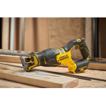 Stanley Fatmax SFMCS311B tiesinis pjūklas 18 V juodas, geltonas Stanley Fatmax SFMCS311B tiesinis pjūklas 18 V juodas, geltonas
