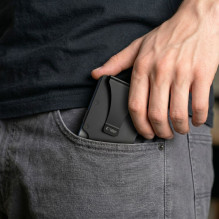 Tech-Protect Thorn RFID Wallet - Black Tech-Protect Thorn RFID Wallet - Black