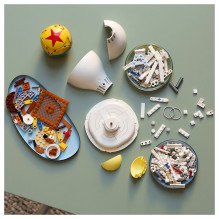 LEGO Ideas Disney Pixar Luxo Jr. LEGO Ideas Disney Pixar Luxo Jr.