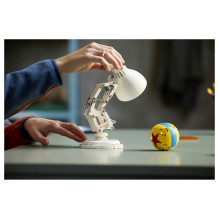 LEGO Ideas Disney Pixar Luxo Jr. LEGO Ideas Disney Pixar Luxo Jr.