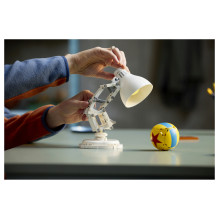LEGO Ideas Disney Pixar Luxo Jr. LEGO Ideas Disney Pixar Luxo Jr.