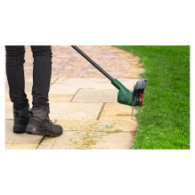„Bosch Easy GrassCut 18V-230“ akumuliatorinės žolės žirklės „Bosch Easy GrassCut 18V-230“ akumuliatorinės žolės žirklės