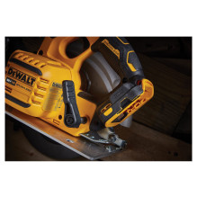 DeWALT DCS573NT-XJ portable circular saw