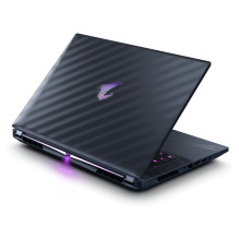 GIGABYTE AORUS MASTER 16 BYHC5FRE65SP laptop