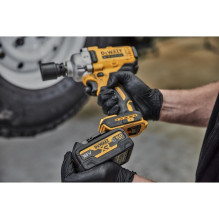 DEWALT Cordless Impact Wrench 1/2". 18V. Basic version. DEWALT Cordless Impact Wrench 1/2". 18V. Basic version.