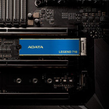M.2 NVMe SSD - ADATA Legend 710 512GB PCIe Gen3 2400 MB / s M.2 NVMe SSD - ADATA Legend 710 512GB PCIe Gen3 2400 MB / s
