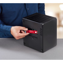 Western Digital Red WD ™ SN700 NVMe™ POWERED BY SANDISK 2 TB Western Digital Red WD ™ SN700 NVMe™ POWERED BY SANDISK 2 TB