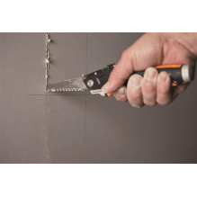 Universalus gipskartonio peilis FISKARS CarbonMax