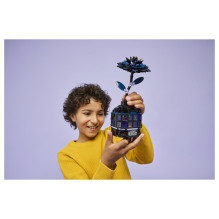 LEGO Black Dahlia Flower LEGO Black Dahlia Flower