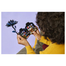 LEGO Black Dahlia Flower LEGO Black Dahlia Flower