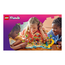LEGO Friends Family Holiday Beach Resort