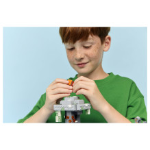 LEGO Minecraft 21586 building toy LEGO Minecraft 21586 building toy