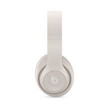 Apple Beats Studio Pro