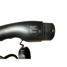 Įkrovimo laidas 220V - type 2 ( 13A, 1 fazė 3 kw) Įkrovimo laidas 220V - type 2 ( 13A, 1 fazė 3 kw)