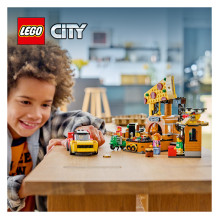 LEGO City Pizza Delivery Experience with Vehicles